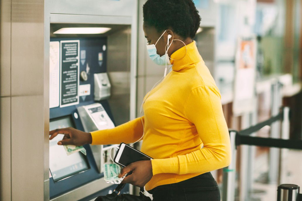 dubai-uae-november-2020-african-woman-wearing-a-protective-mask-withdraws-money-from-a-bank-card-at_t20_Ll0e1P dubai-uae-november-2020-african-woman-wearing-a-protective-mask-withdraws-money-from-a-bank-card-at_t20_Ll0e1P